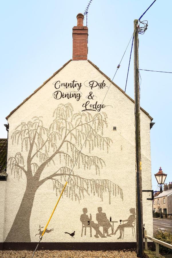 The Half Moon Inn And Country Lodge 예오빌 외부 사진